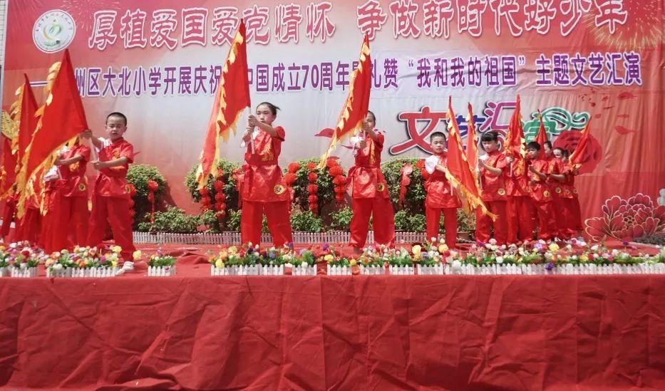 老农因一个承诺,为无名英雄守墓、寻根74年,92岁终等来英雄后人