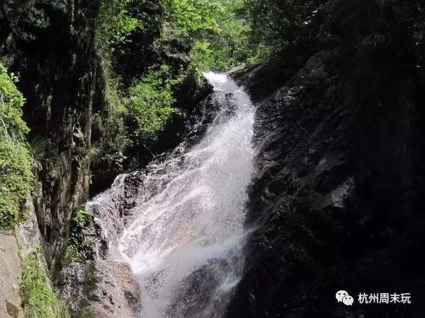 霍英东与何鸿燊:同为顶级富豪,为何他们后代的口碑不同?