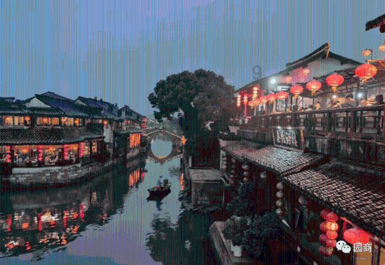 可爱猴子装扮